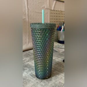Beautifully Detailed Iridescent Textured Tumbler (26oz) Has Never Been Used. $6